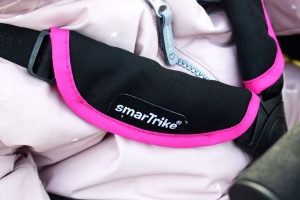 Smartfold Smartrike 500 - Buggy und Dreirad - Produkttest - Mamablog München - 3-Punkt-Gurt