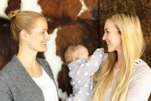 Mareike Opitz - Buchautorin - Mutti so yeah - Ene, mene, Miste, Mutti schreibt ne' Liste - Elternwissen in lustig & sortiert - rororo Verlag - Mama Blog München - Mareike und Jana - Mutti so yeah und Jananibe