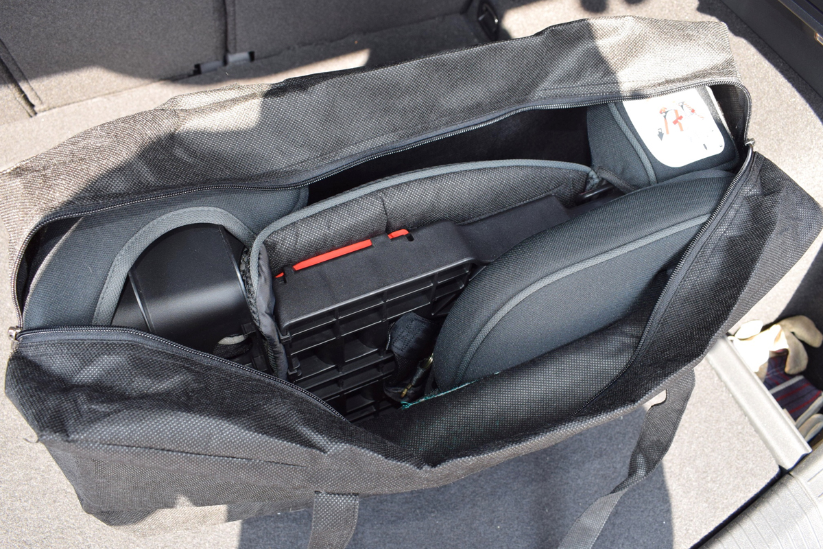 Urban Kanga - Faltbarer tragbarer Autositz für Kinder - Kinderautositz - Mama Blog München 5